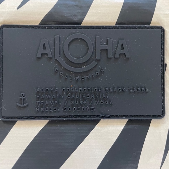 Aloha Collection Day Tripper - Picture 4 of 9